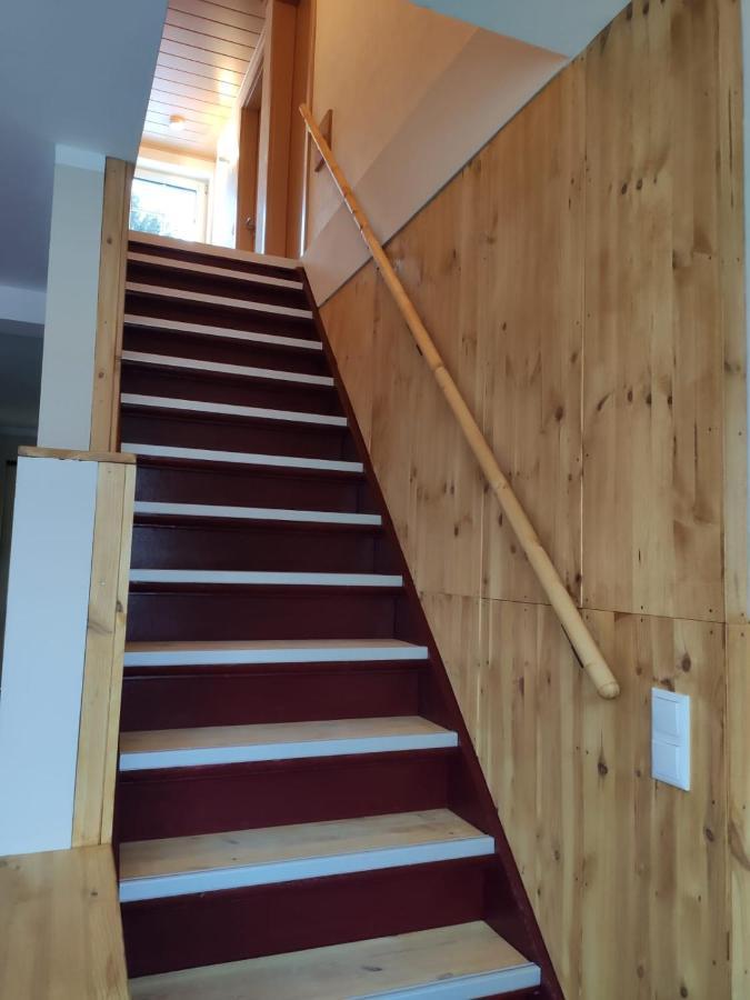 Ferienhaus Blaue Blume Mit 11 Kw Ladestation, Kamin, Terrasse, Eingezaeuntem Garten, Sauna, Wlan, Netflix, 2 Hunde Willkommen! Güntersberge المظهر الخارجي الصورة