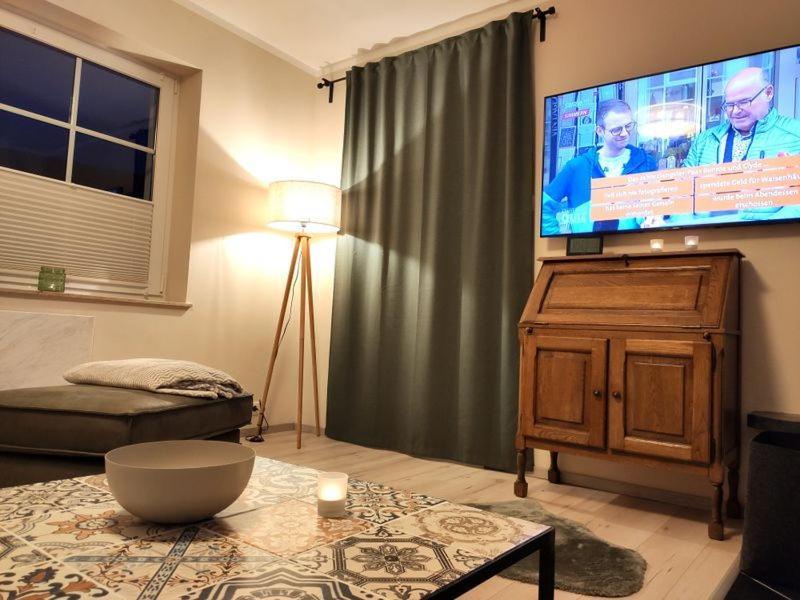 Ferienhaus Blaue Blume Mit 11 Kw Ladestation, Kamin, Terrasse, Eingezaeuntem Garten, Sauna, Wlan, Netflix, 2 Hunde Willkommen! Güntersberge المظهر الخارجي الصورة